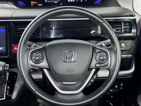 2017 Honda Stepwgn Spada V, чёрный, 2030000 рублей - вид 10