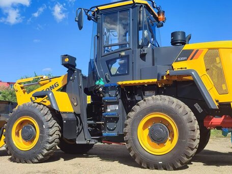 2023 LiuGong CLG 835H, жёлтый, 4650000 рублей, вид 3