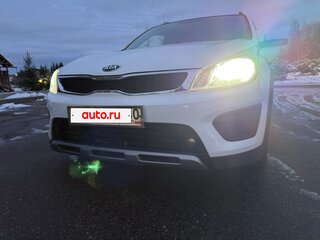 2018 Kia Rio X-Line IV, белый, 1200000 рублей, вид 1