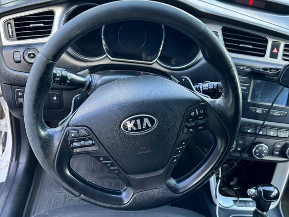 2013 Kia Ceed II, белый, 800000 рублей - вид 6