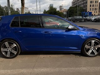 2019 Volkswagen Golf R VII Рестайлинг, синий, 4000000 рублей, вид 3