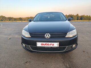 2013 Volkswagen Jetta VI, чёрный, 830000 рублей, вид 3