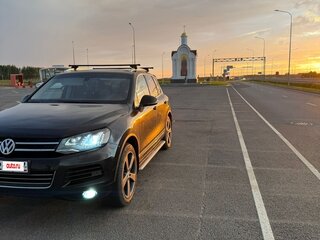 2011 Volkswagen Touareg II, чёрный, 2050000 рублей, вид 2
