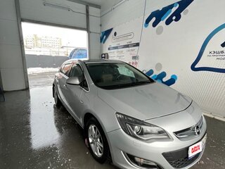 2014 Opel Astra J Рестайлинг, серебристый, 999999 рублей, вид 4