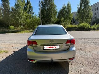 2012 Toyota Avensis III Рестайлинг, серебристый, 1000000 рублей, вид 5