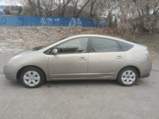 2009 Toyota Prius II Рестайлинг (XW20), коричневый, 690000 рублей, вид 4