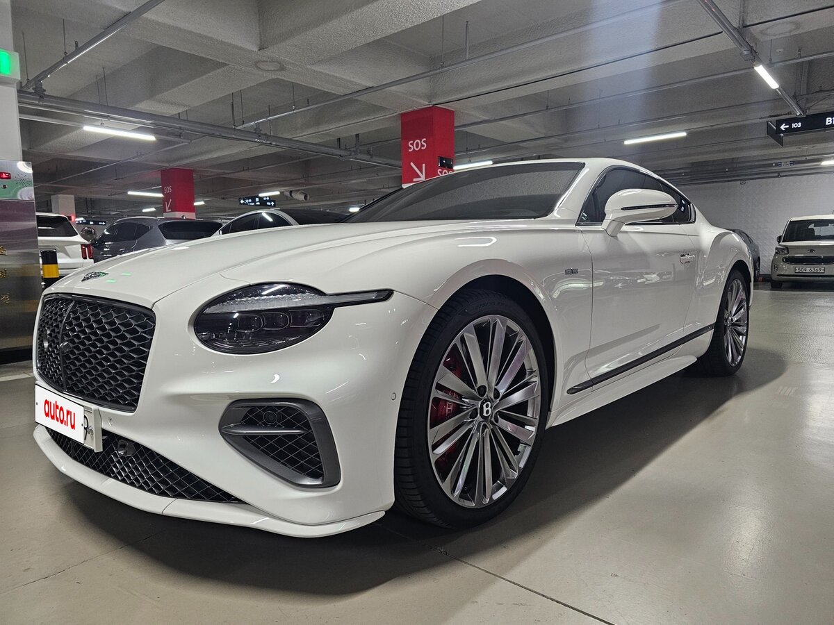 Открыть фотографии: Bentley Continental GT IV
