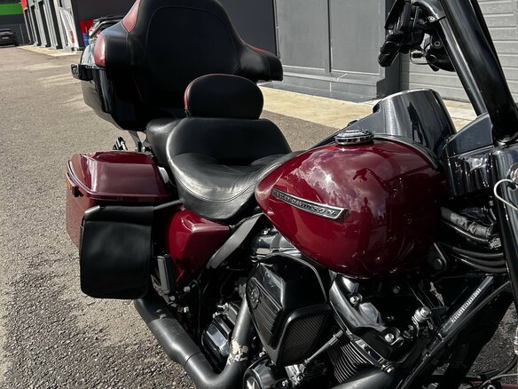 2019 Harley-Davidson Road King Special, красный, 1700000 рублей - вид 23