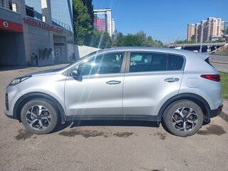 2021 Kia Sportage IV Рестайлинг, серый, 2450000 рублей, вид 4