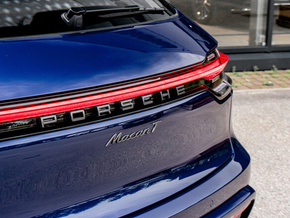 2025 Porsche Macan I Рестайлинг 2, синий, 11859000 рублей - вид 28