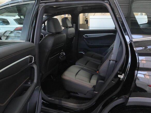 2026 Geely Okavango I Рестайлинг, чёрный, 4085990 рублей - вид 9