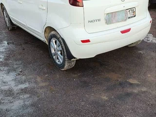 2013 Nissan Note I Рестайлинг, белый, 800000 рублей, вид 5