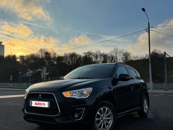 2013 Mitsubishi ASX I Рестайлинг, чёрный, 1200000 рублей - вид 3