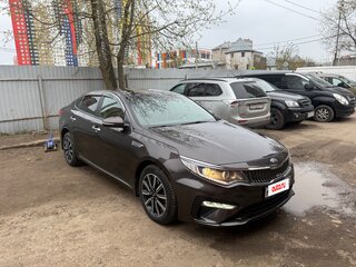 2019 Kia Optima IV Рестайлинг, коричневый, 1590000 рублей, вид 5
