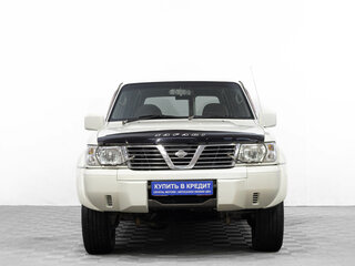 2000 Nissan Safari V (Y61), белый, 1209000 рублей, вид 2