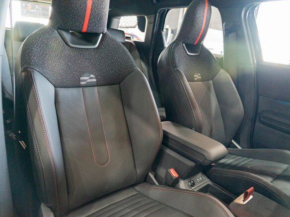 2024 Mini Countryman JCW John Cooper Works III, чёрный, 8490000 рублей - вид 12
