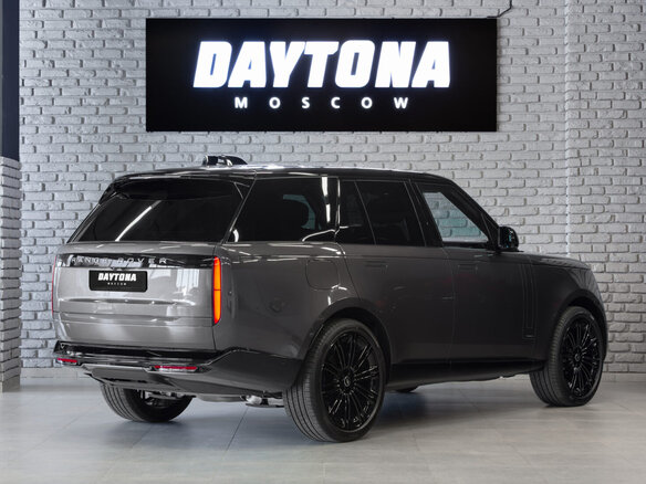 2025 Land Rover Range Rover D350 MHEV V, серый, 24000000 рублей - вид 4