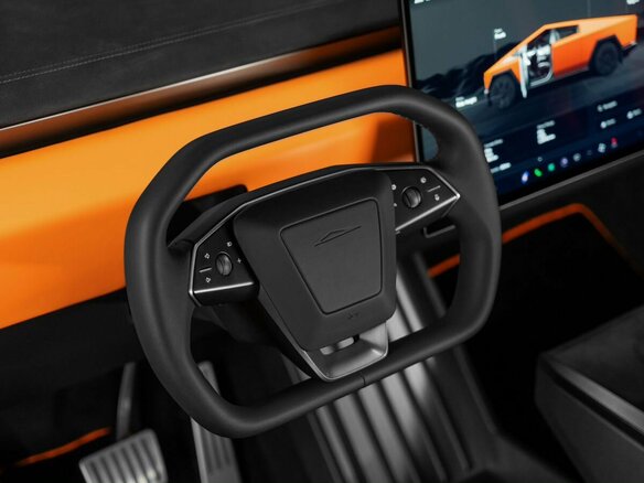 2024 Tesla Cybertruck Cyberbeast, оранжевый, 18500000 рублей - вид 20