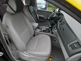 2017 Kia Carnival III, жёлтый, 2400000 рублей, вид 4