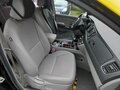 2017 Kia Carnival III, жёлтый, 2400000 рублей - вид 3