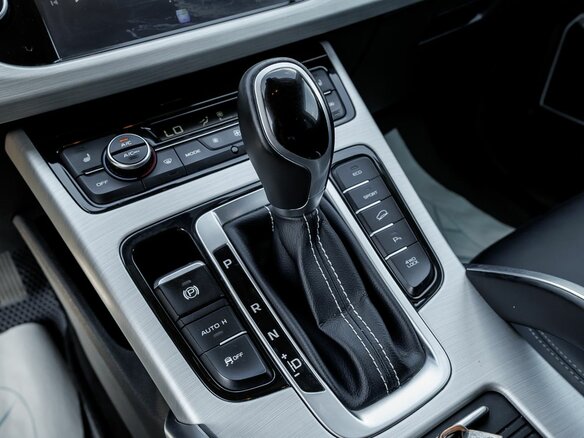 2019 Geely Atlas I, белый - вид 21