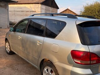 2002 Toyota Avensis Verso I, серебристый, 750000 рублей, вид 3