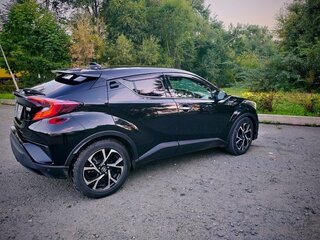 2018 Toyota C-HR I, чёрный, 2100000 рублей, вид 2