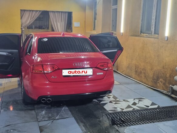 2010 Audi A4 IV (B8), красный, 1000000 рублей - вид 4