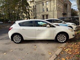 2012 Opel Astra J, белый, 790000 рублей, вид 3