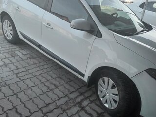 2012 Renault Fluence I, белый, 600000 рублей, вид 2