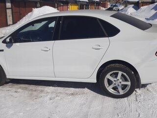 2019 Volkswagen Polo V Рестайлинг, белый, 1800000 рублей, вид 5