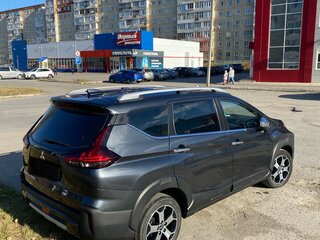 2022 Mitsubishi Xpander Cross I, серый, 2000000 рублей, вид 5