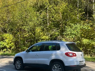 2010 Volkswagen Tiguan I, белый, 1080000 рублей, вид 3