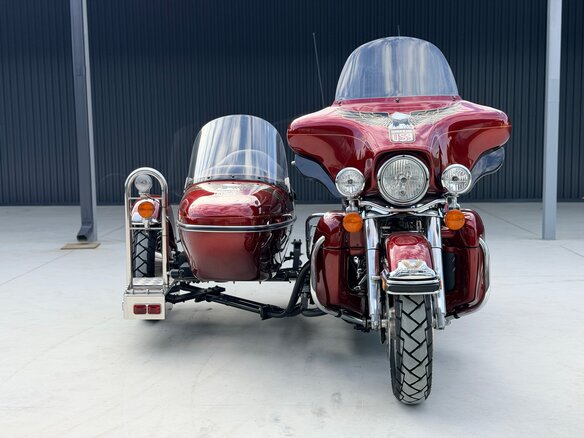 2009 Harley-Davidson Electra Glide, красный - вид 9