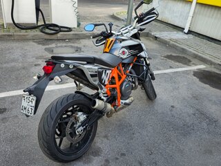 2014 KTM 690 Duke, оранжевый, 369990 рублей, вид 3