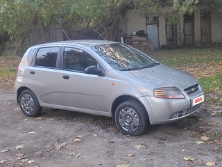 2005 Chevrolet Aveo I, серебристый, 230000 рублей, вид 4