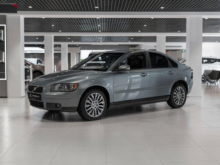 Volvo S40 II