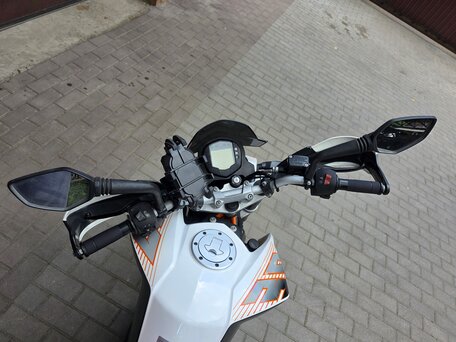 2016 KTM 390 Duke, чёрный, 375000 рублей, вид 4