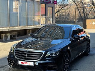 2018 Mercedes-Benz S-Класс 450 Long VI (W222, C217) Рестайлинг, чёрный, 4500000 рублей, вид 3