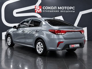 2018 Kia Rio IV, серый, 1239900 рублей, вид 2