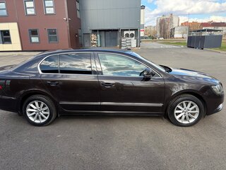 2014 Skoda Superb DSG II Рестайлинг, коричневый, 930000 рублей, вид 3