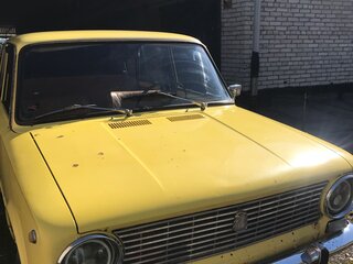 1977 Lada (ВАЗ) 2101, жёлтый, 300000 рублей, вид 2