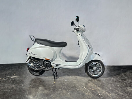2025 Vespa VXL 125, белый, 420000 рублей, вид 4