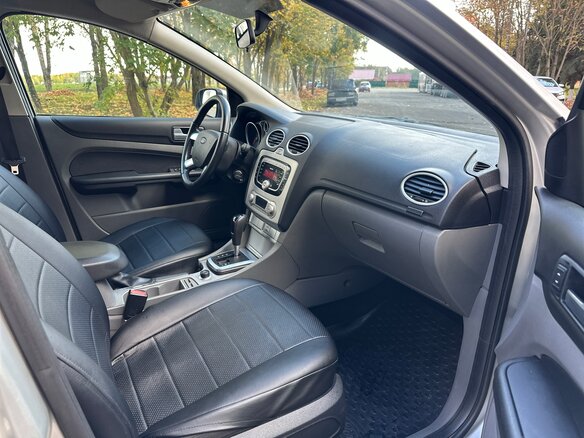 2008 Ford Focus II Рестайлинг, серебристый - вид 16