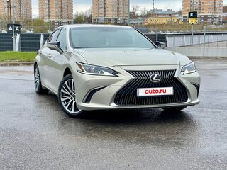 2018 Lexus ES 250 VII, коричневый, 2650000 рублей, вид 1