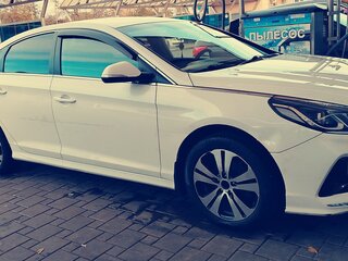 2019 Hyundai Sonata VII (LF) Рестайлинг, белый, 1050000 рублей, вид 4