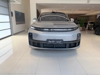2025 Li Auto (Lixiang) L7 52.3 kWh I Рестайлинг, серебристый, 8530000 рублей, вид 4