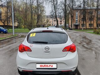 2012 Opel Astra J Рестайлинг, белый, 550000 рублей, вид 1