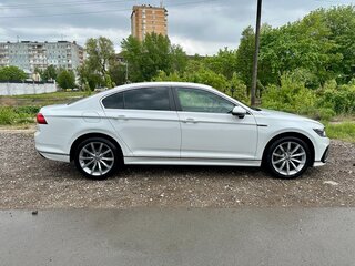 2021 Volkswagen Passat B8 Рестайлинг, белый, 2900000 рублей, вид 2