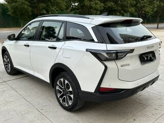 2023 Dongfeng Aeolus Yixuan GS, белый, 1650000 рублей, вид 4